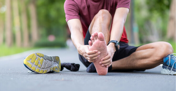 Plantar Fasciitis: A Hidden Danger of the Onset of Summer Activity image